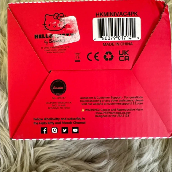 Hello Kitty vanity vacuum NWT - Picture 3 of 7